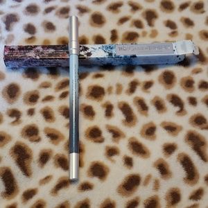 Urban Decay 24/7 Winterfell Snow eye pencil
